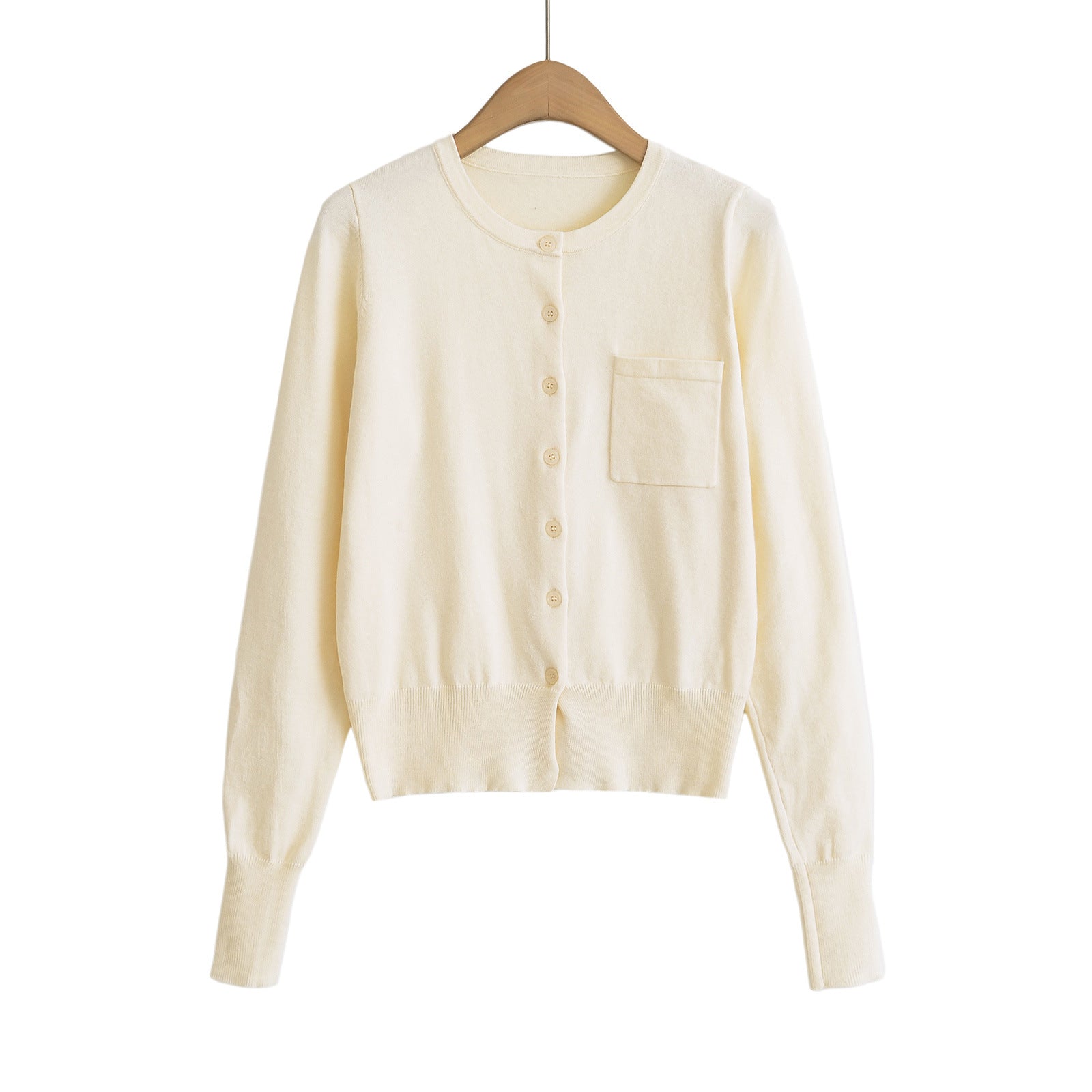 Round neck long sleeved shirt with small chest pocket
