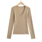 U-neck long sleeved top