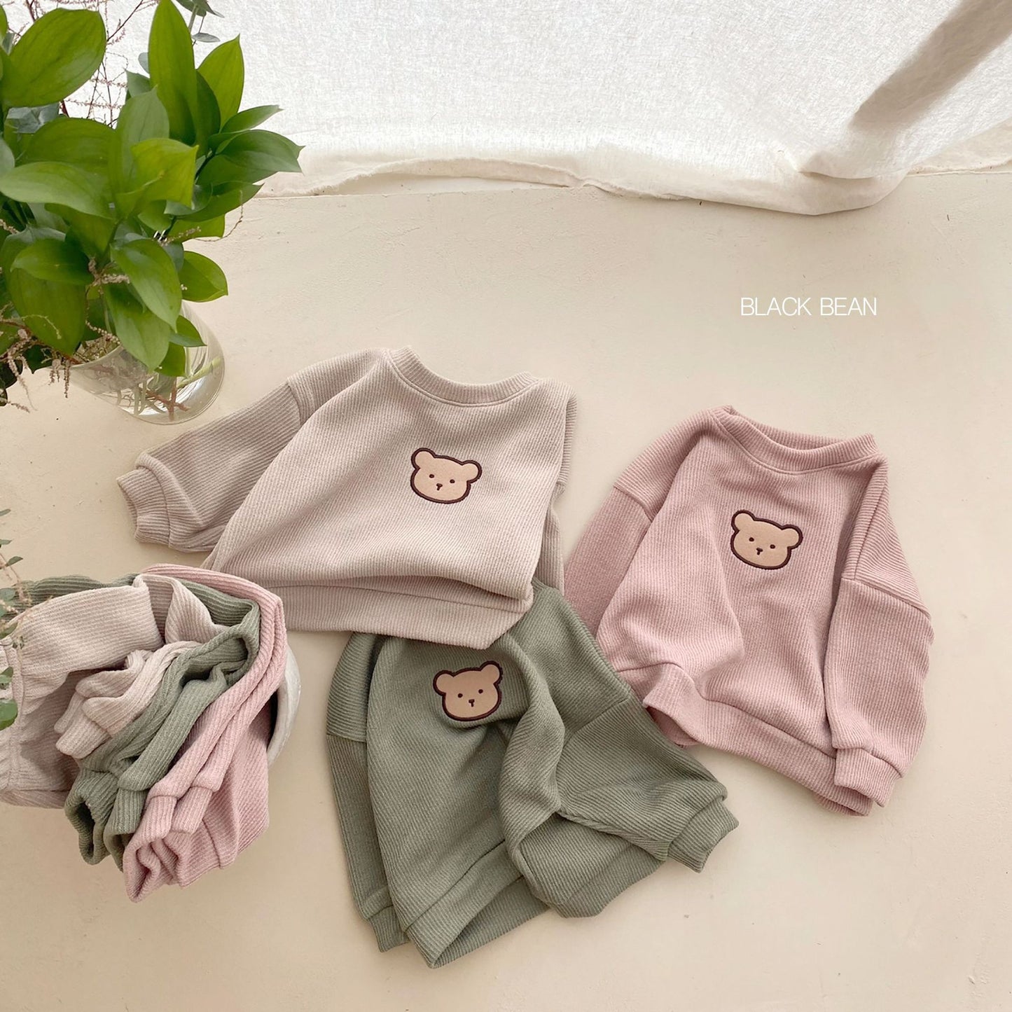 Autumn Style Children's Embroidered Bear Sweater