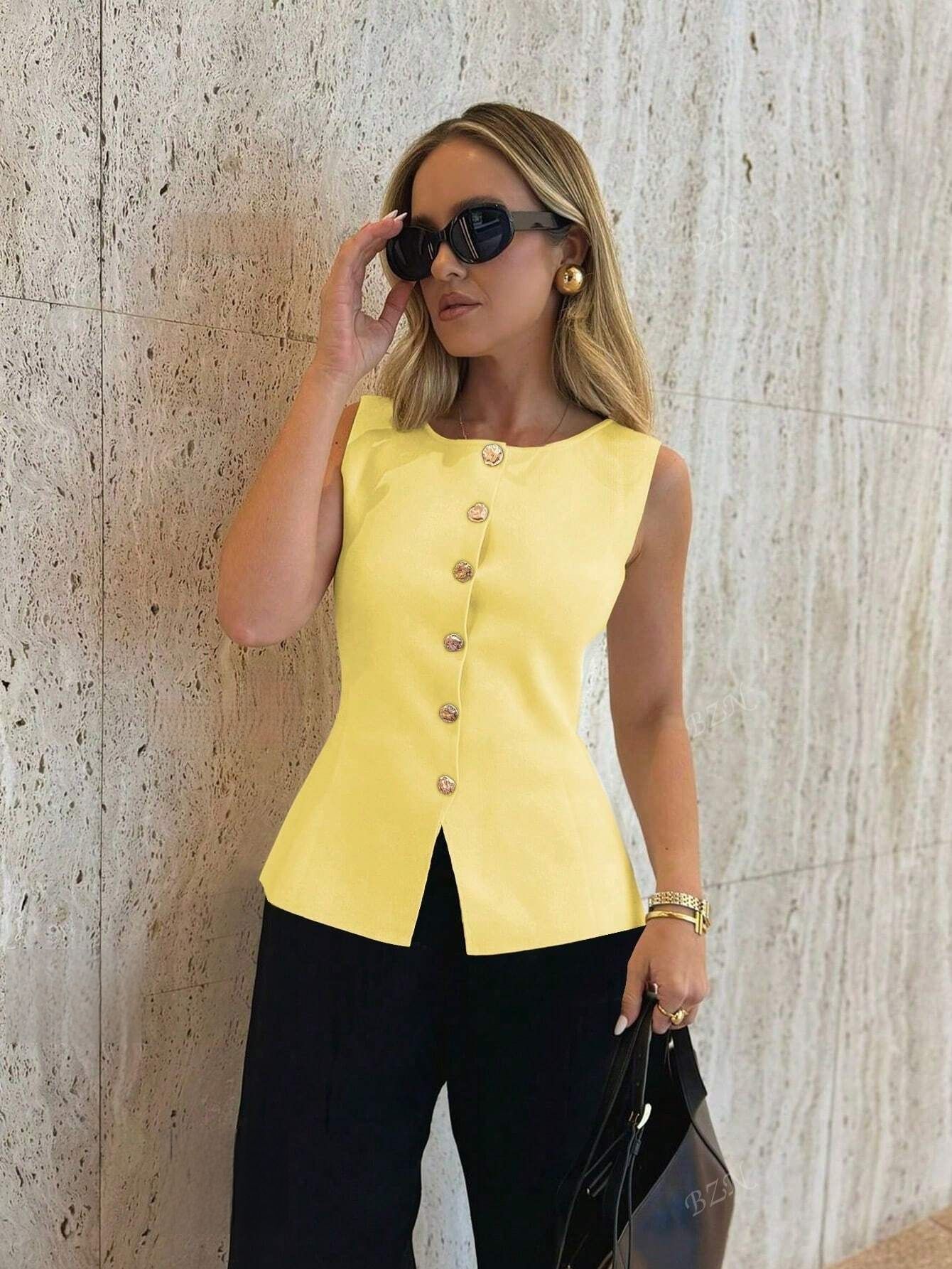 Women's Metal Buckle Split Knitted Vest