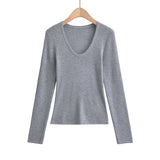 U-neck long sleeved top