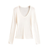 U-neck long sleeved top